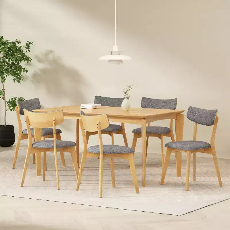 Set da pranzo in legno e tessuto