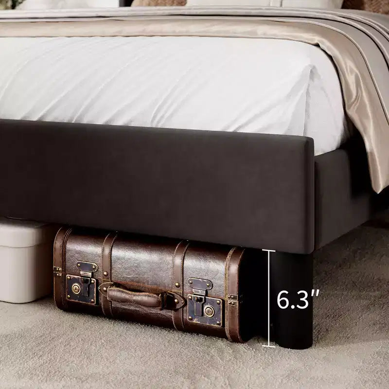 Struttura letto imbottita in velluto Queen Size, testiera alettata con motivo a canale, doghe in legno, senza bisogno di rete, facile da montare, nero