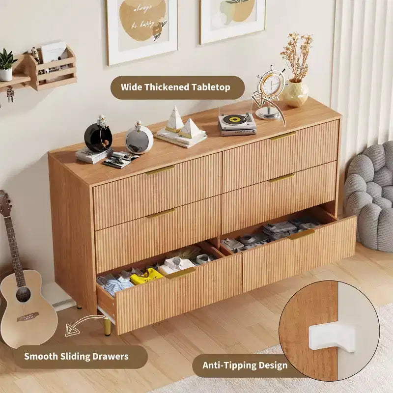 Cassettiera moderna a 6 cassetti nera con scanalature, comò ampio in legno con maniglie e gambe in metallo dorato, grande organizer per camera da letto, soggiorno e ingresso