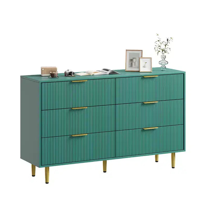 Cassettiera moderna a 6 cassetti nera con scanalature, comò ampio in legno con maniglie e gambe in metallo dorato, grande organizer per camera da letto, soggiorno e ingresso