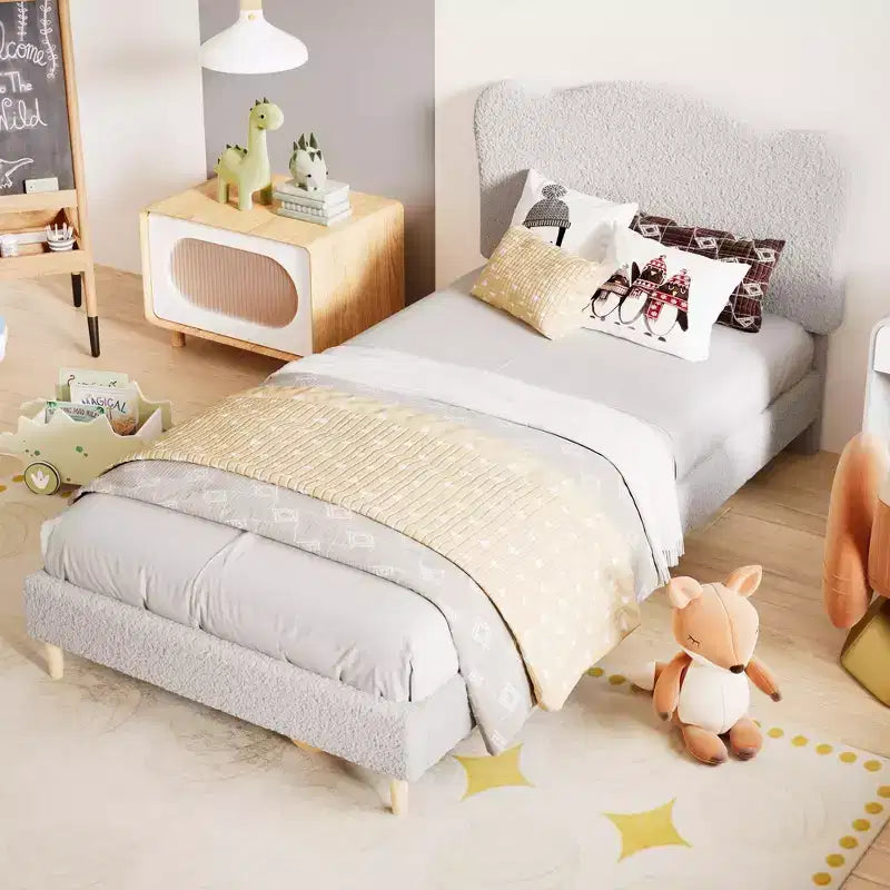 Letto Imbottito con Struttura a Piattaforma per Bambini - Simpatica Testiera Morbida o in Bouclé - Robusti Supporti a Doghe in Legno - Silenzioso, Nessun Box Spring Necessario