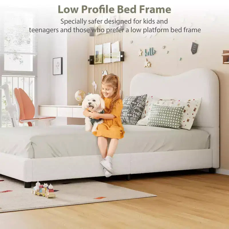 Struttura letto imbottita per bambini, design a piattaforma bassa, robuste doghe in legno, nessun materasso a molle richiesto, silenzioso e facile da montare.