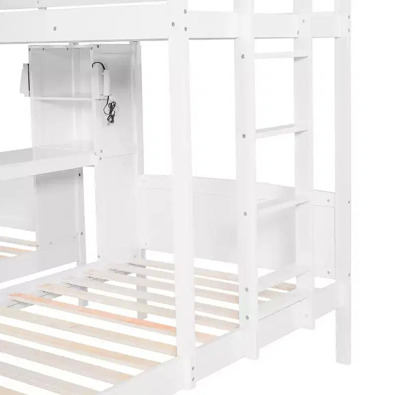 Letto a castello triplo con scrivania integrata e mensole, luce da lettura, design 3 letti in 1